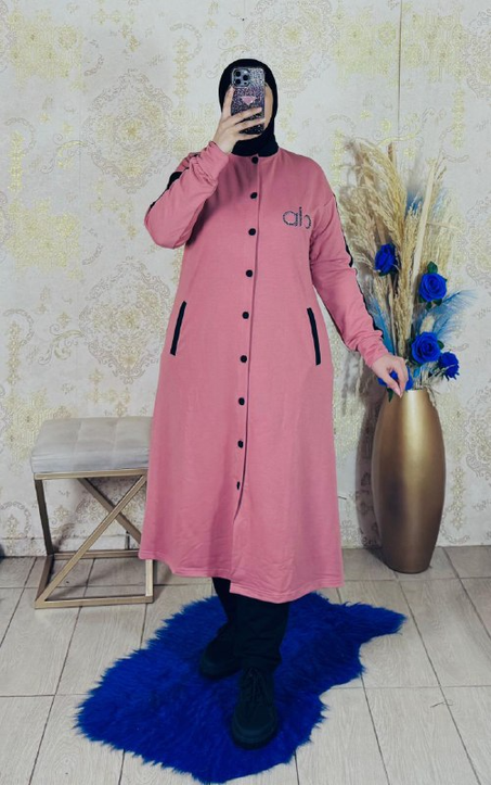 alo كيطمة طويلة بطرزة .