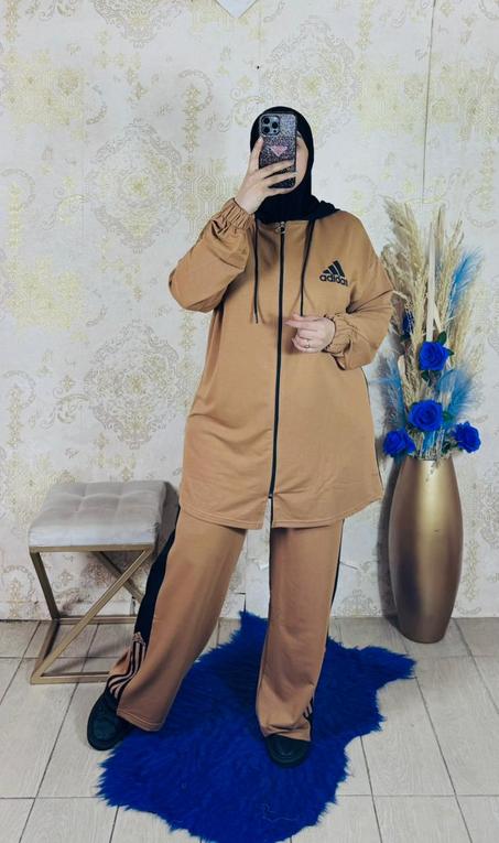 ADIDAS  كيطمة بالسروال