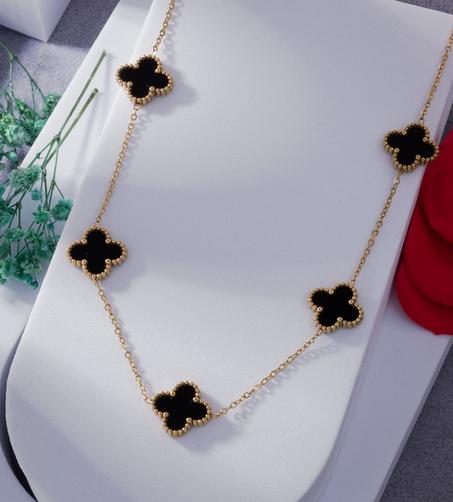 Collier Van Cleef Style