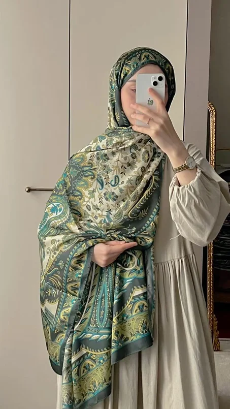 المنتج الأول