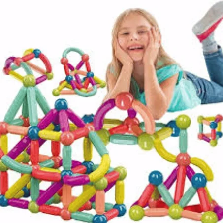 مجموعة كرات بناء على شكل عصي مغناطيسية كبيرة