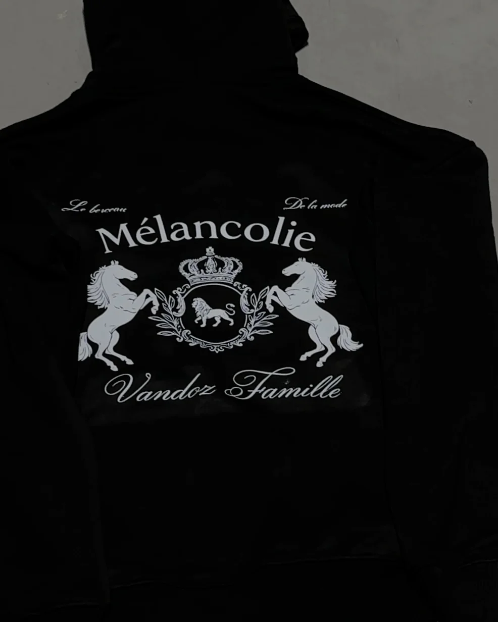 Nouvel An Melancolie capuche