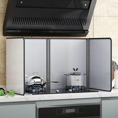 درع واقي من رش الزيوت