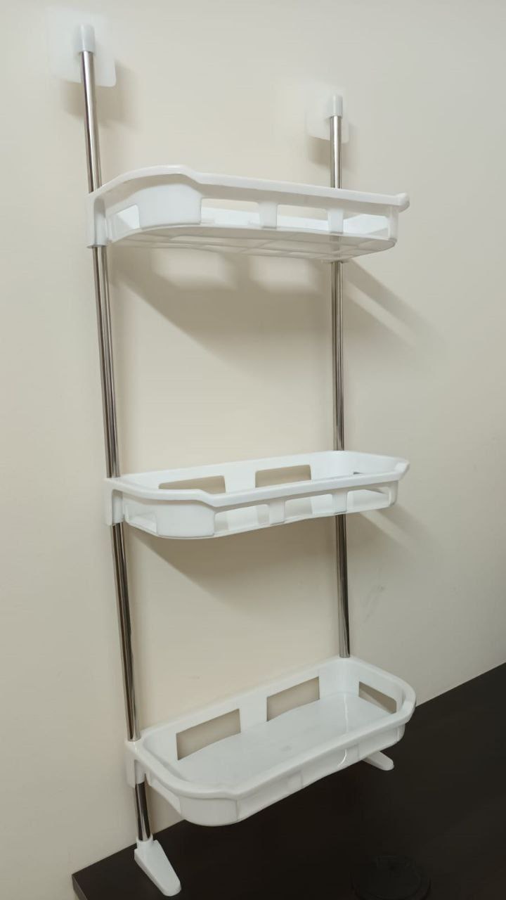 Étagère au-dessus du réservoir de toilette