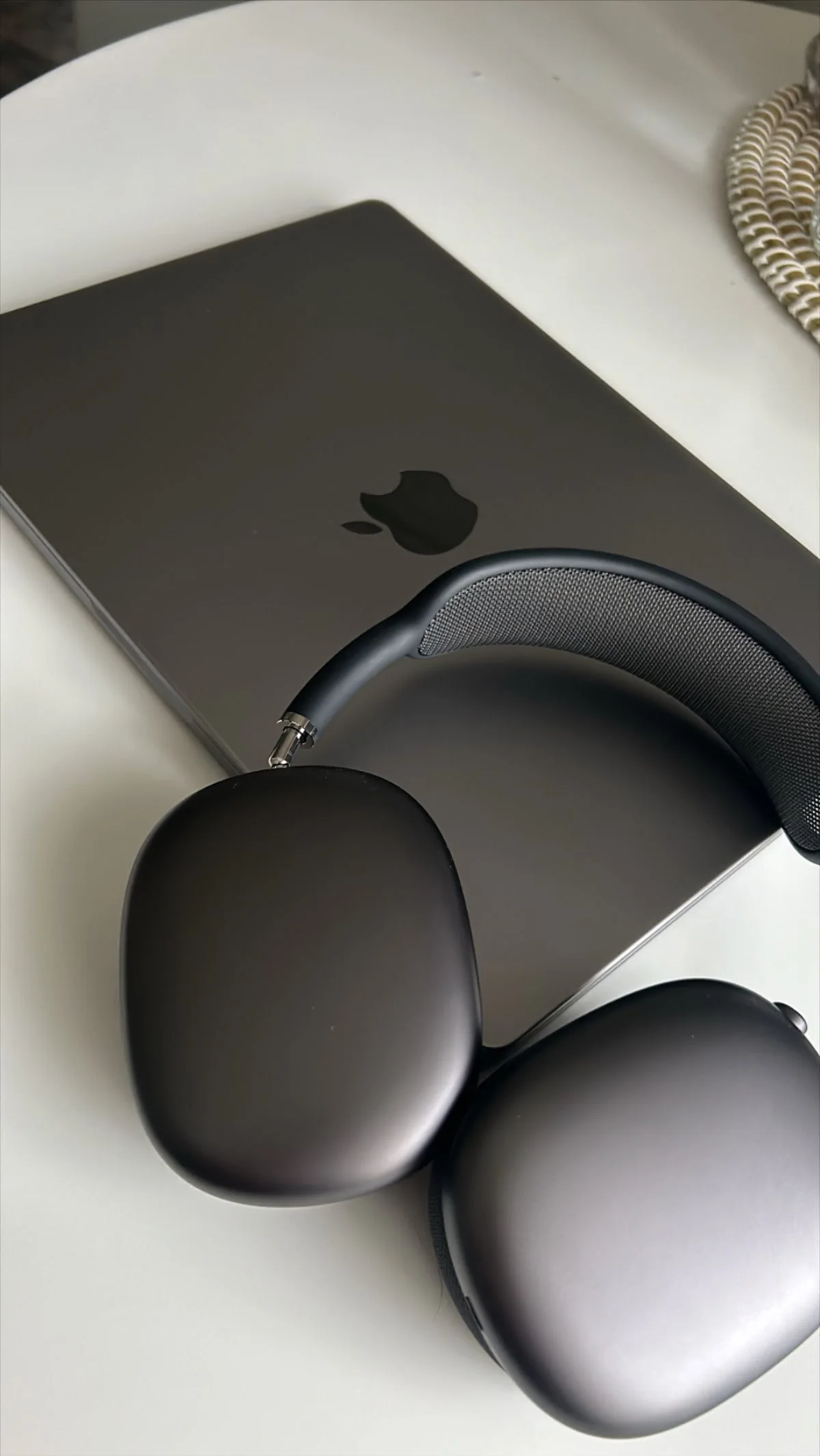 Apple AirPods Max