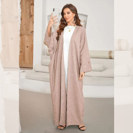 عباية رمضان الكلاسيكية  -الأناقة والبساطة