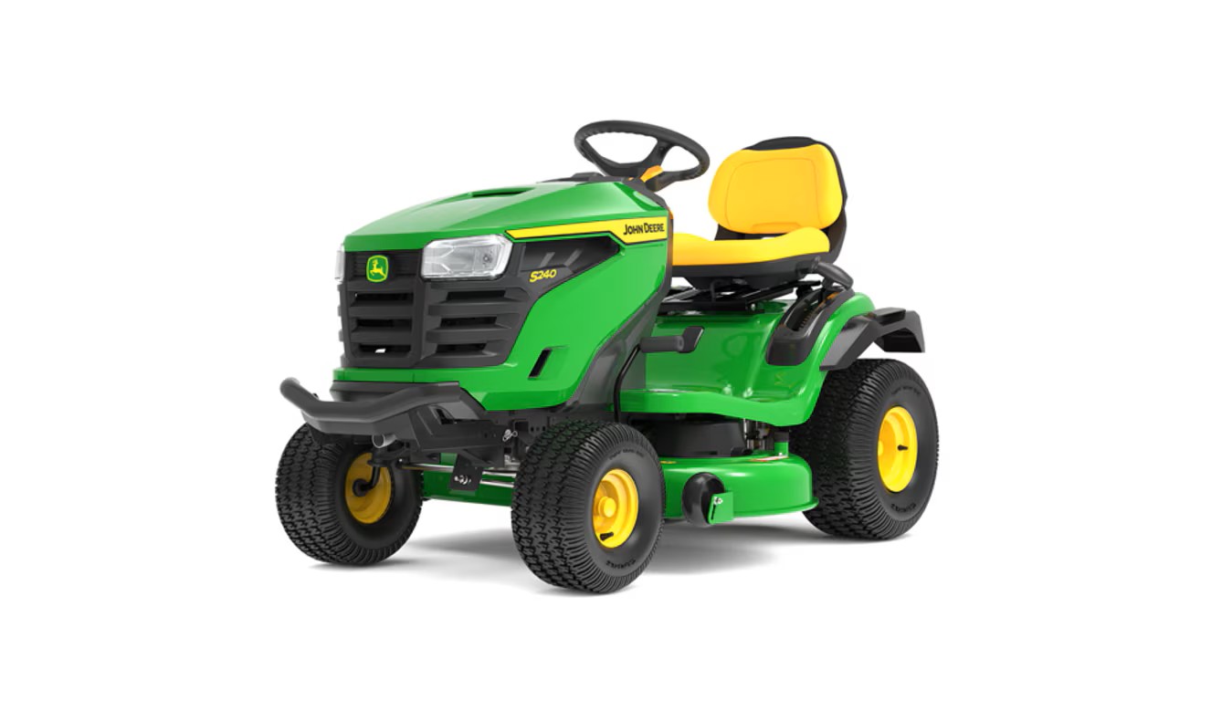 S240 Lawn Tractor with 42-in. Deck
