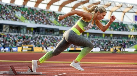 طقم رياضي نسائي