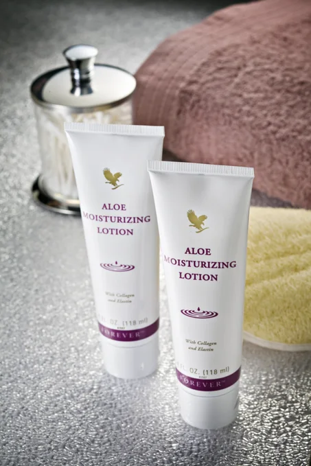 مستحلب للوجه بالألوي