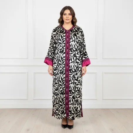 جلابة مغربية بتوقيع أنثوي راقٍ