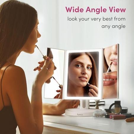 مراة مكياج فانسي باضاءة LED، مراة ثلاثية الطي قابلة لاعادة الشحن مع تكبير 5 مرات و10 مرات - 68 مصباح طبيعي قابل للتعتيم، شاشة تعمل باللمس، افضل مراة مكياج قابلة للتعديل مع حامل مستحضرات تجميل