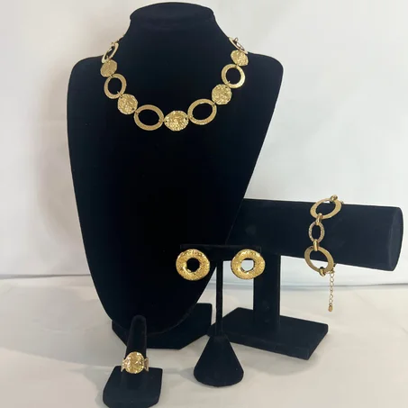 Conjunto "Éclat Doré"