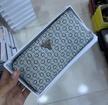 PORTE FEUILLE FEMMES  GEUSS