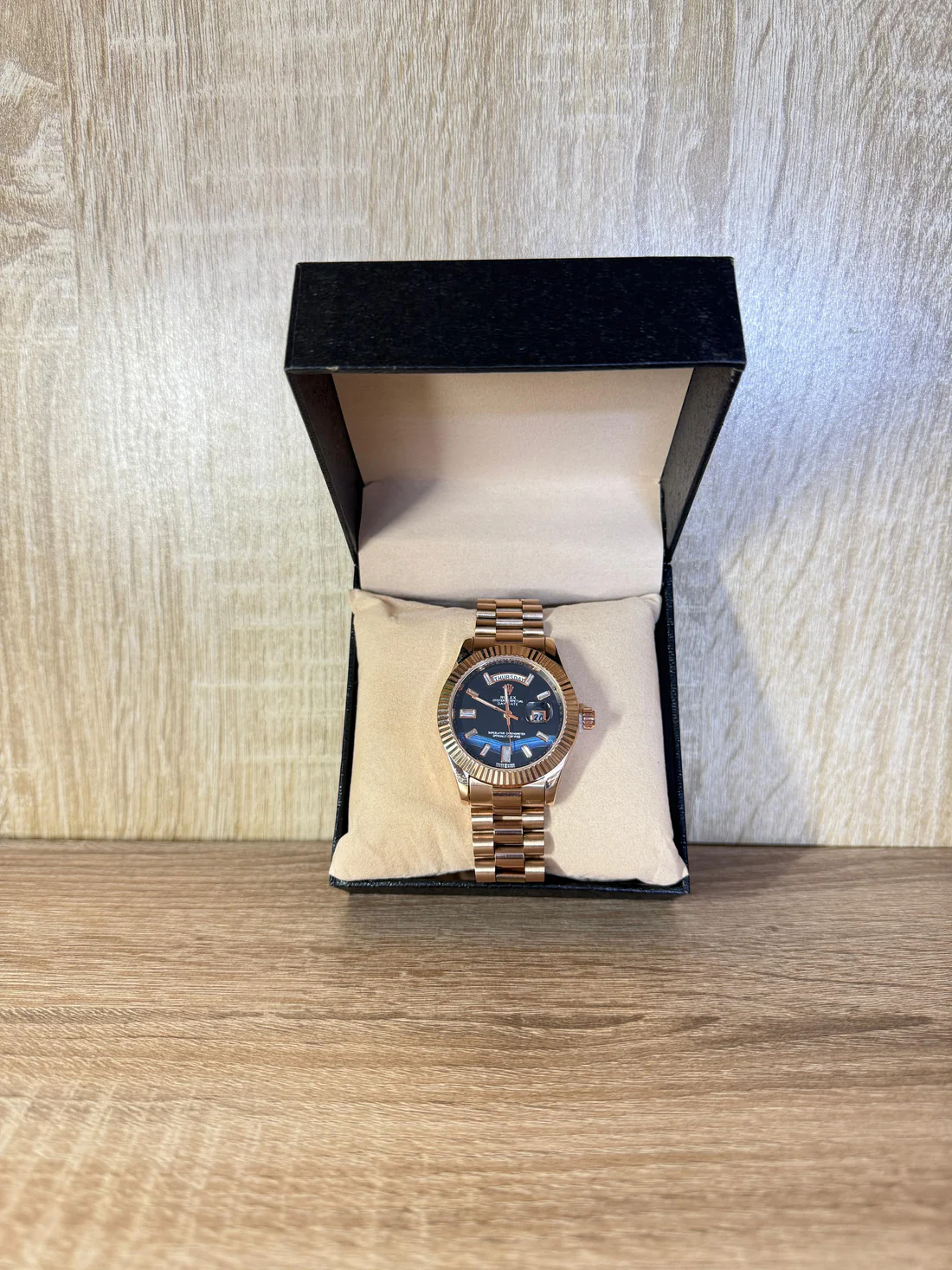 HOMMES ROSE GOLD TABLEAU NOIR OFFRE BOITE SIMPLE