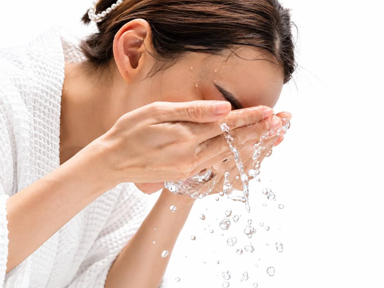 غسول Cleanser