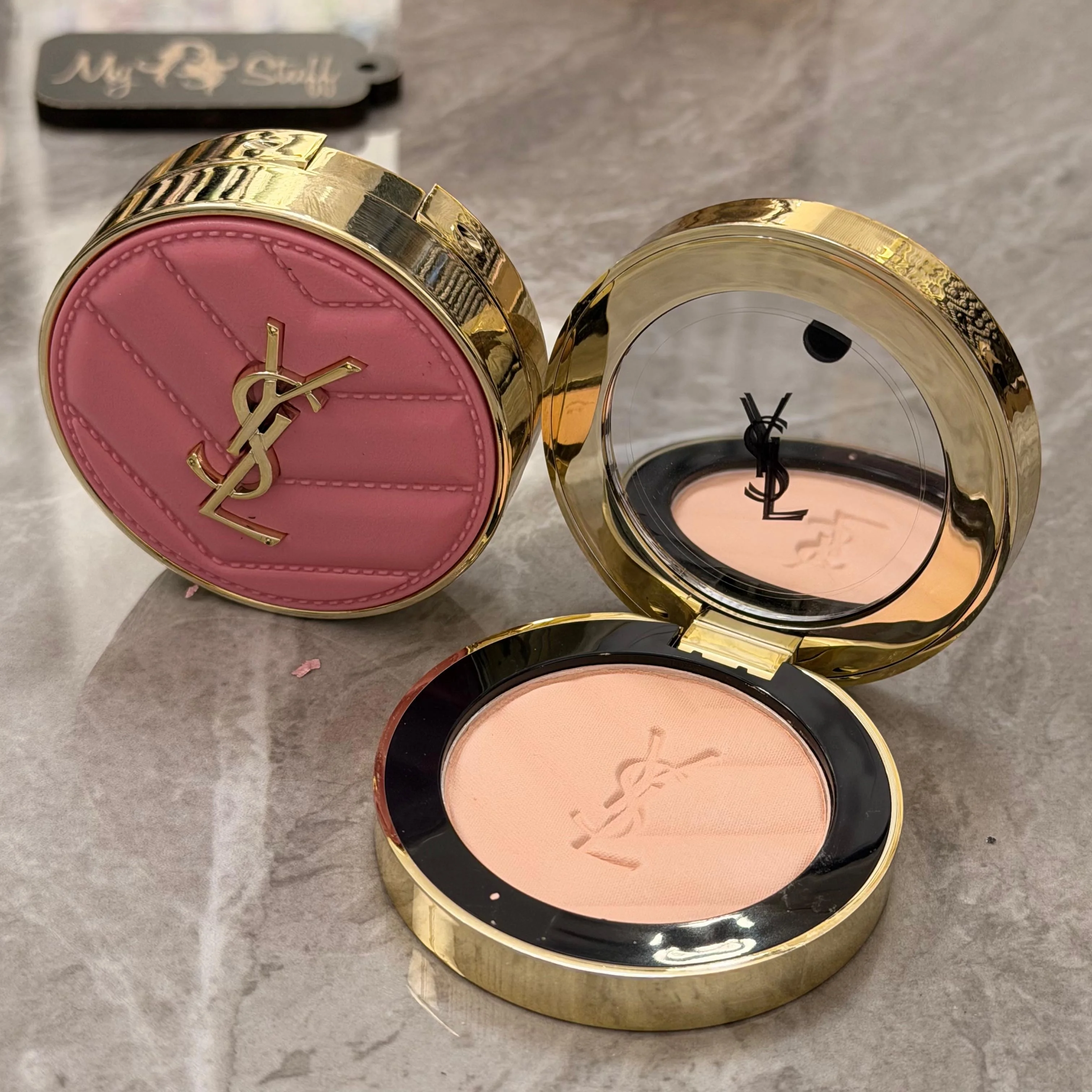 Yves Saint Laurent (YSL) Make Me Blush (Bold Blurring Blush) إيف سان لوران (YSL) مك ميه بلاش (بلاش مضيء ومموه للعيوب)