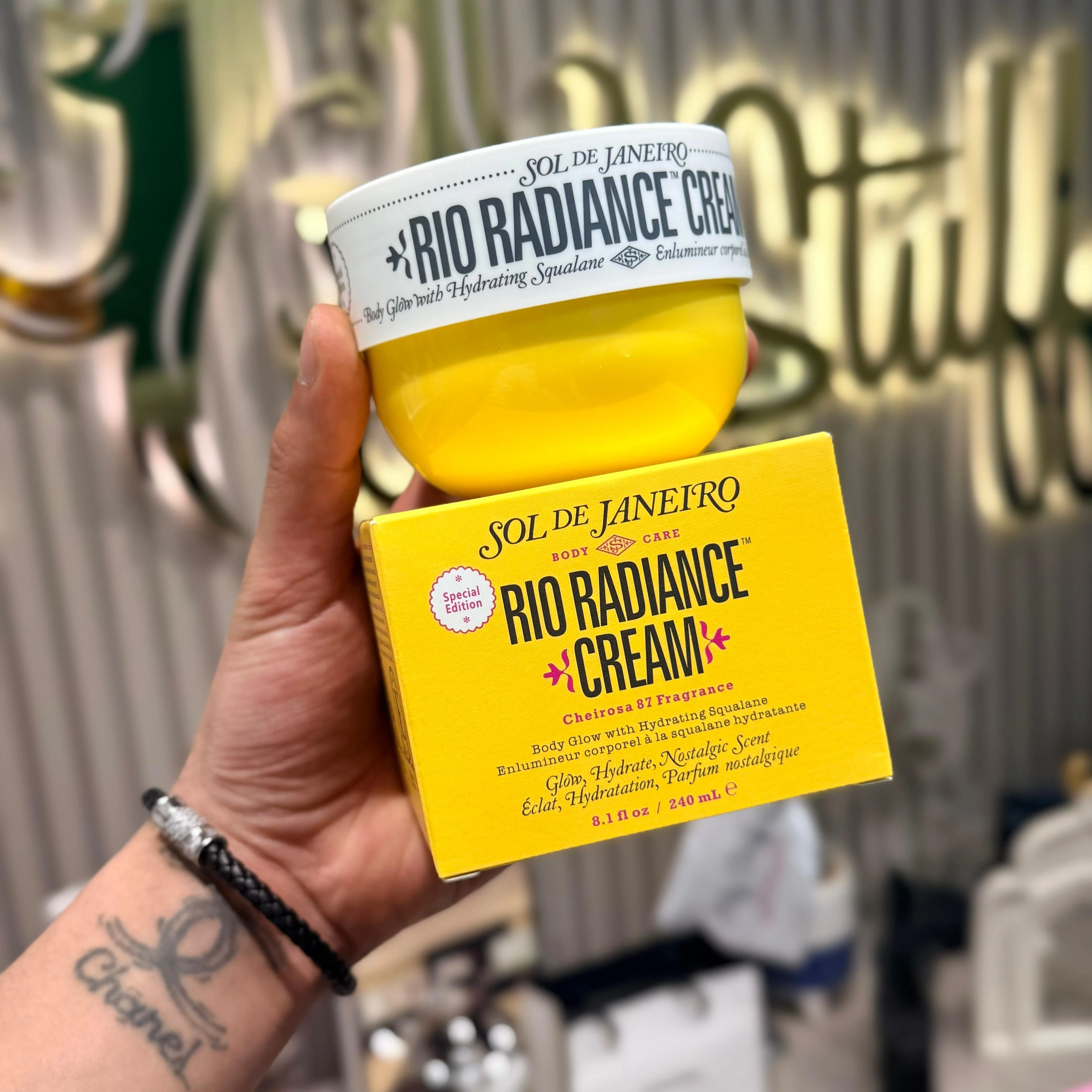Limited Edition Sol de Janeiro RioRadiance Body Creamإصدار محدود من سول دي جانيرو ريوكريم الجسم راديانس