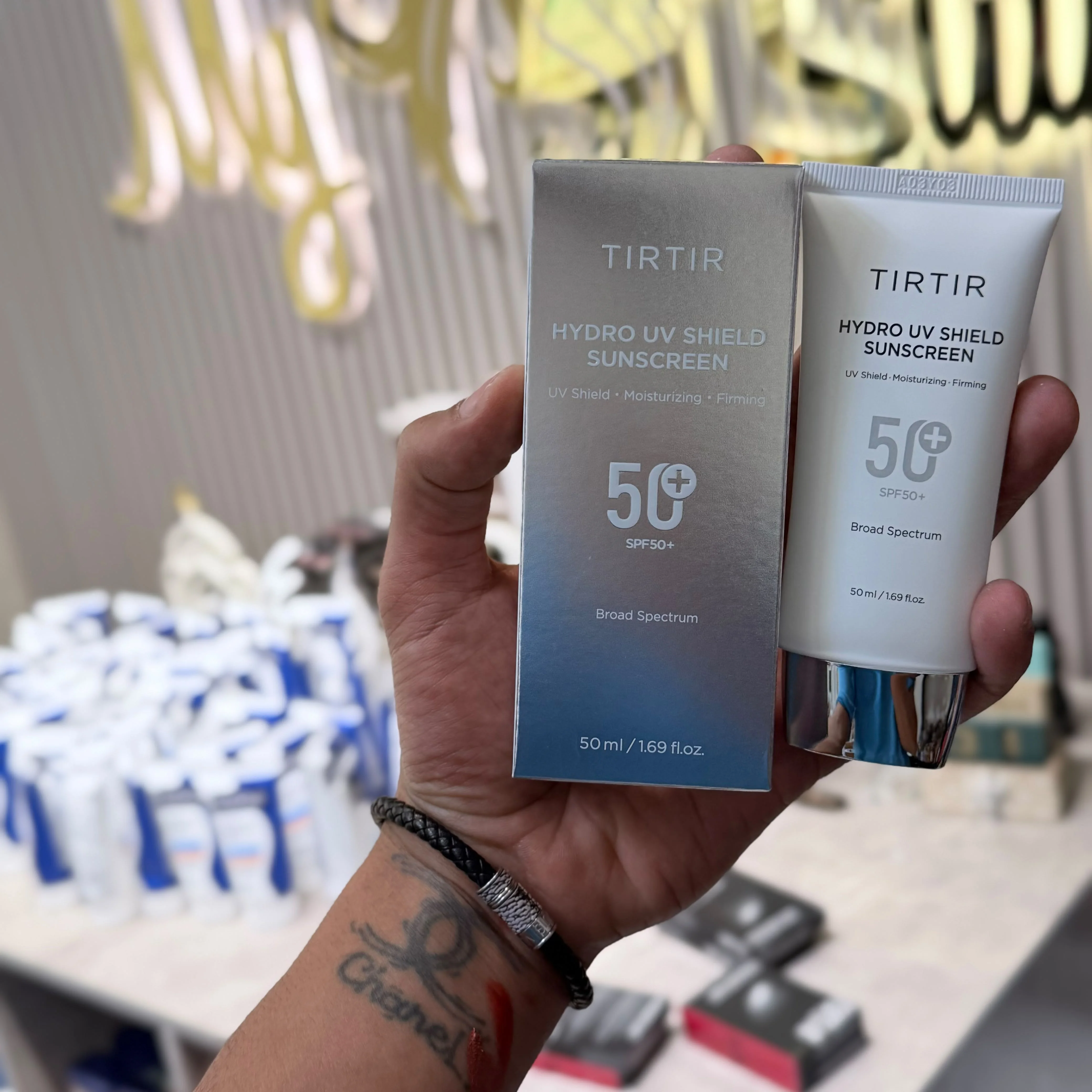 تيرتير هيدرو يو في شيلد واقي شمس بعامل حماية SPF50+، 50 ملTIRTIR Hydro UV Shield Sunscreen SPF50+ بسعة 50 مل