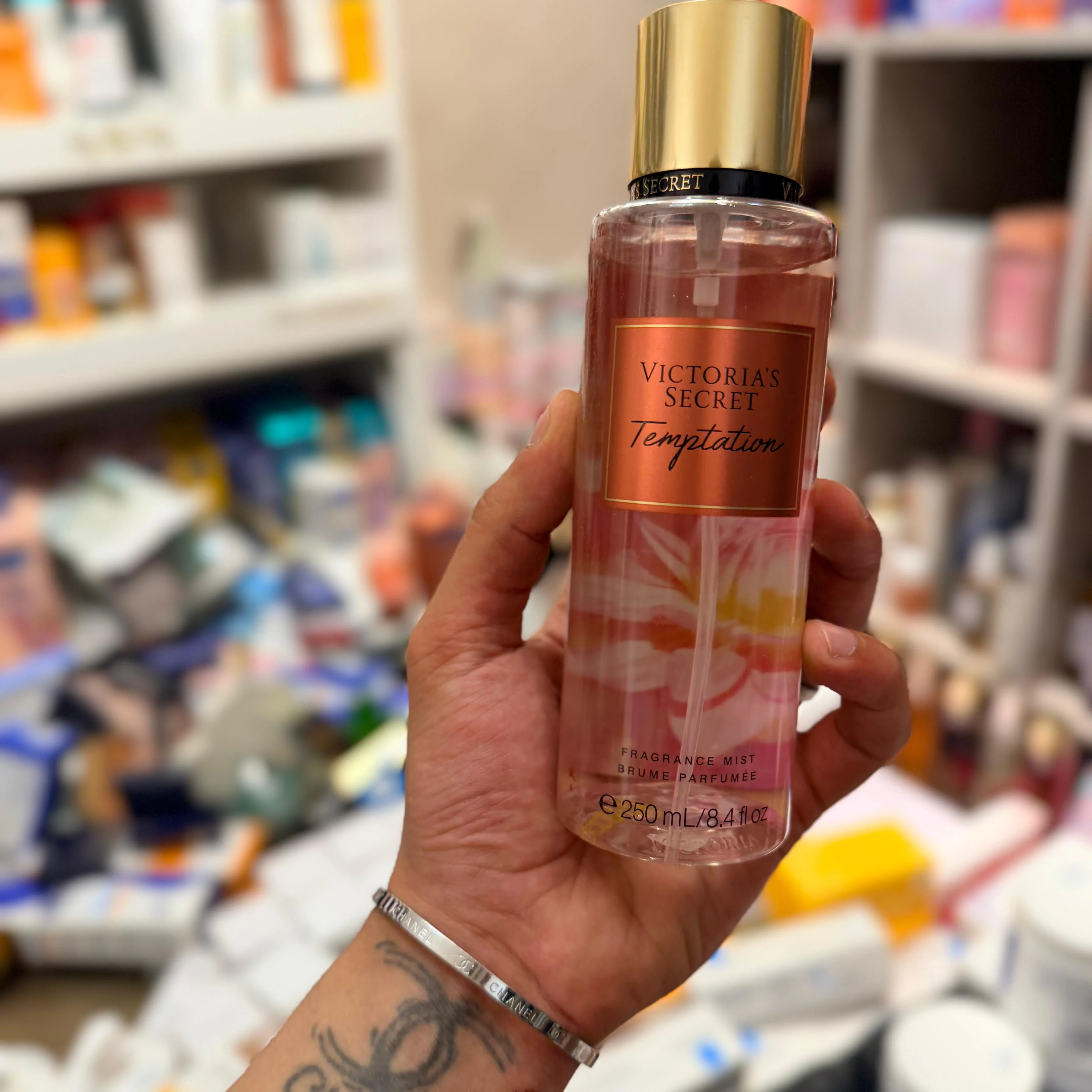 فيكتوريا سيكريت تِمبتيشن  Temptation Victoria's Secret