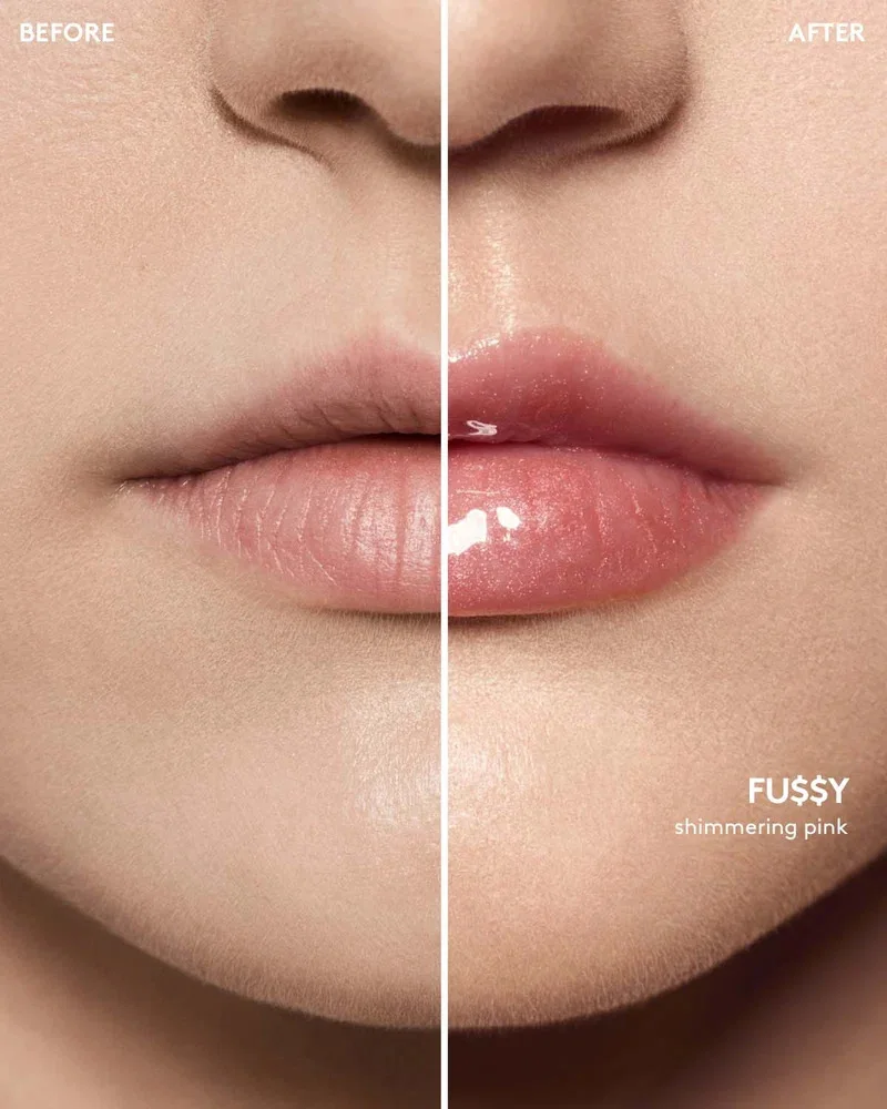 Fenty Beauty Gloss Bomb Universal Lip Luminizerفنتي بيوتي جلوس بومب ملمّع الشفاه العالمي