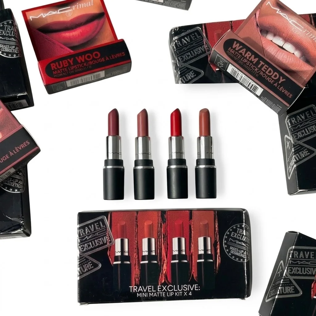 MAC Macximal Silky Matte Lipsticksبكج مكون من ٤أرواج أحمر شفاه ماك ماكسيمال بتركيبة مطفية حريرية