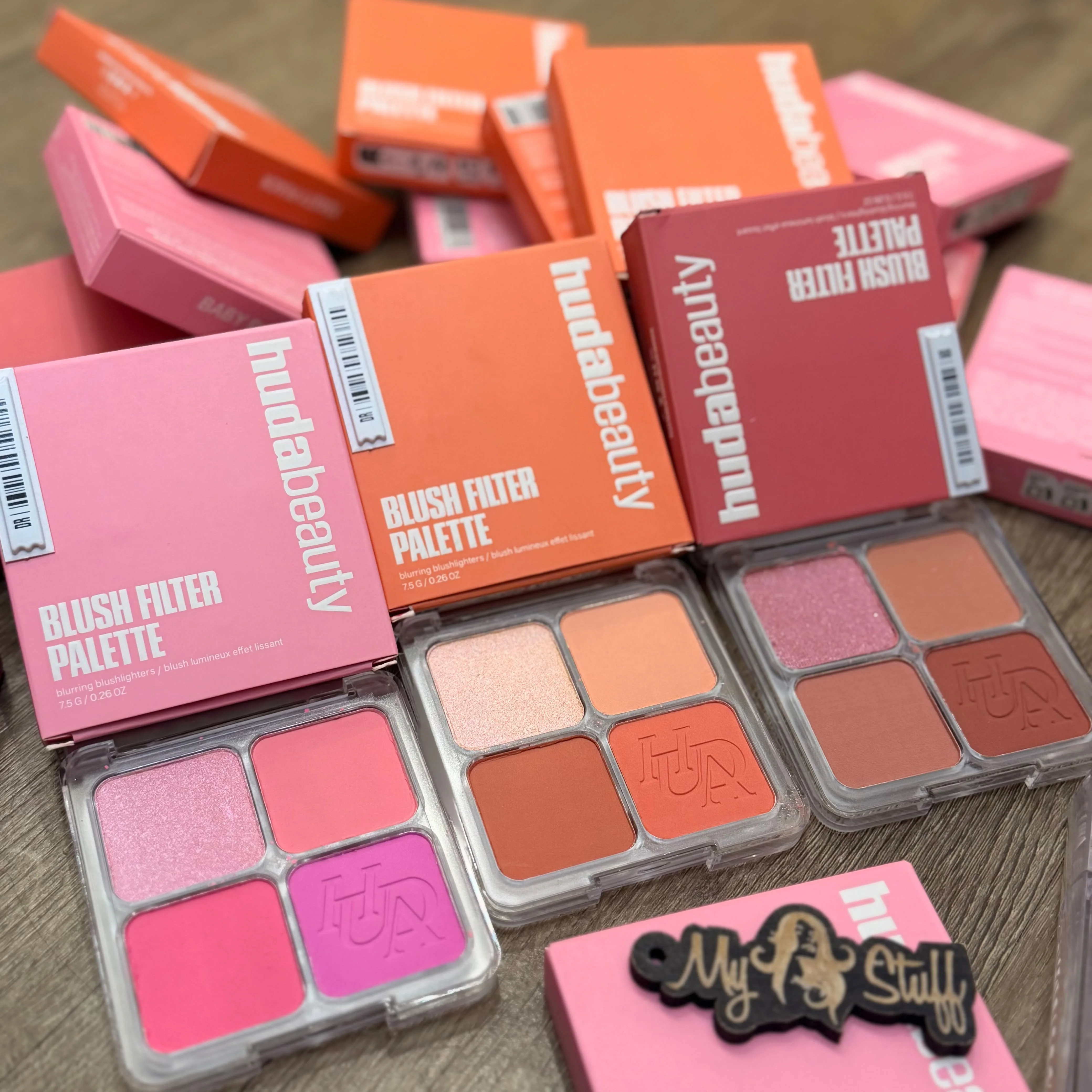 هدى بيوتي - بلت بلاش وهالايت فلتر (Blush Filter) HUDA BEAUTY - Blush Filter Blurring Blushlighters Paletteلتنعيم الخدود
