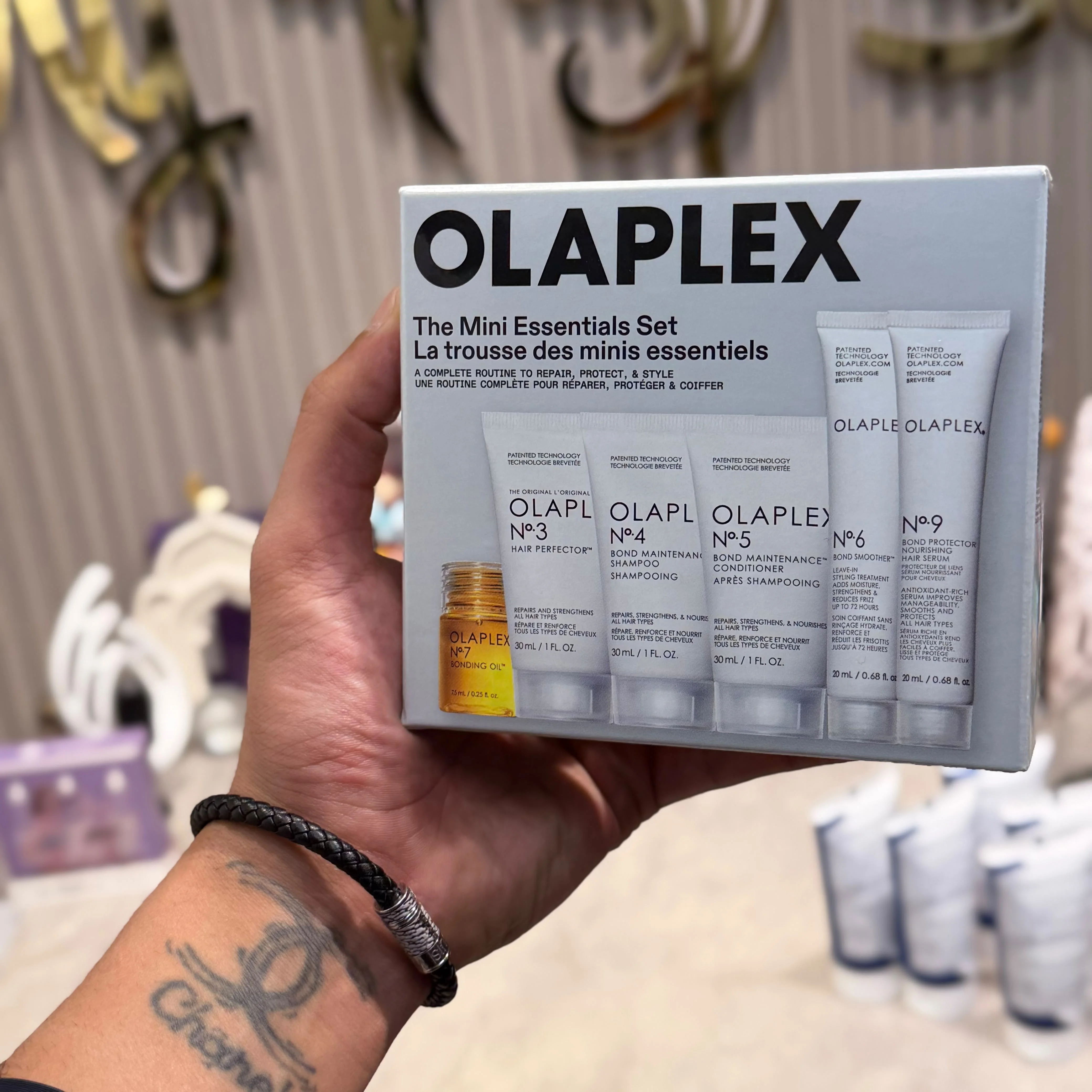 مجموعة أولابلكس ميني للعناية الأساسية بالشعرOlaplex The Mini Hair Essentials Set