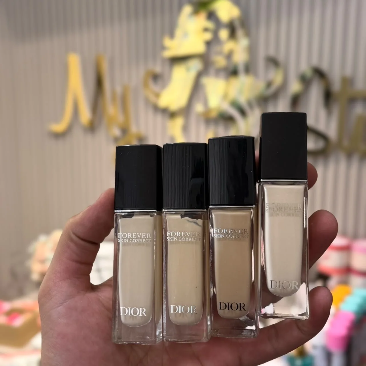 Dior Forever Skin Correct Concealerكونسيلر ديور فوريفر سكين كوريكت
