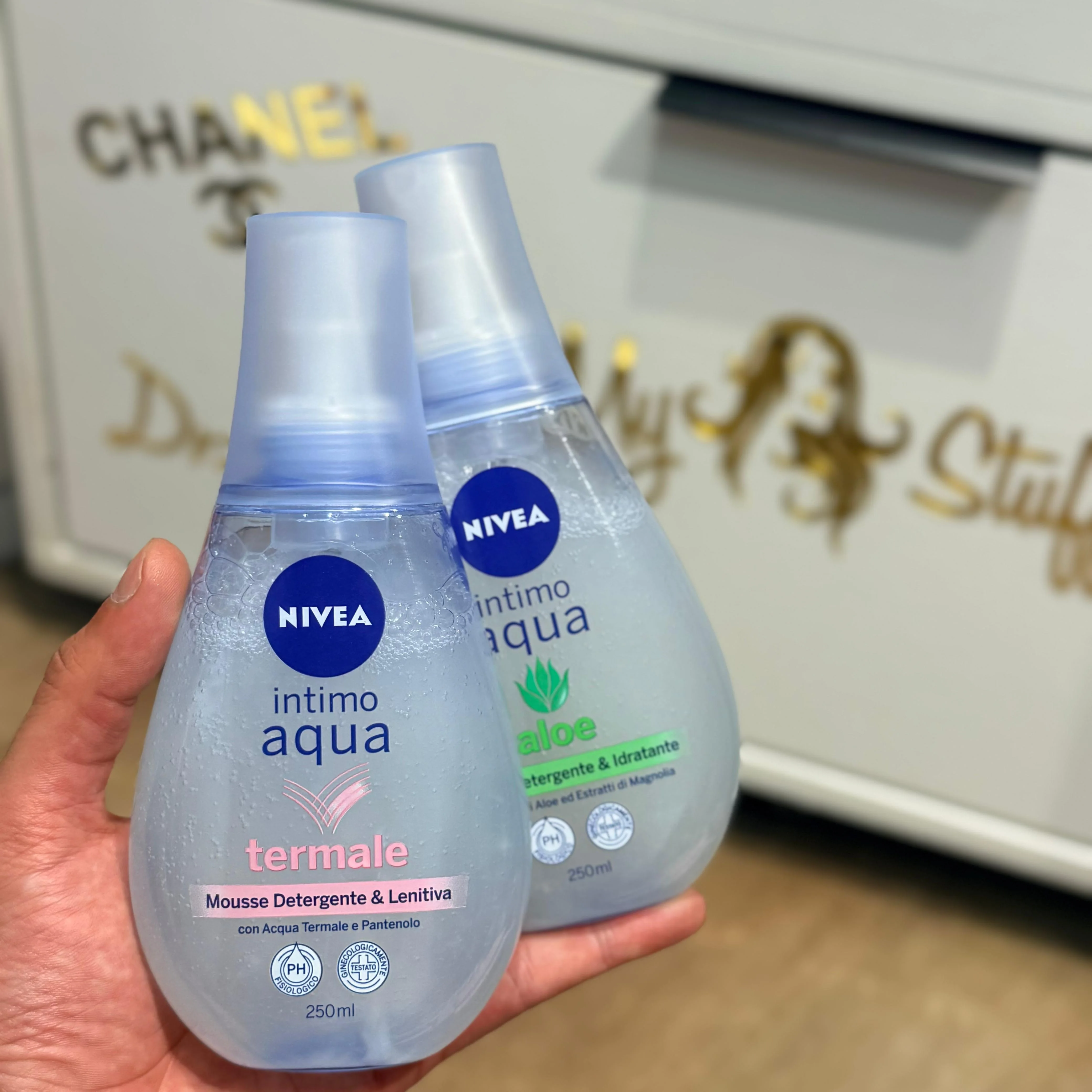 Nivea Intimo Aqua رغوة غسول العناية الشخصية للمناطق الحساسة