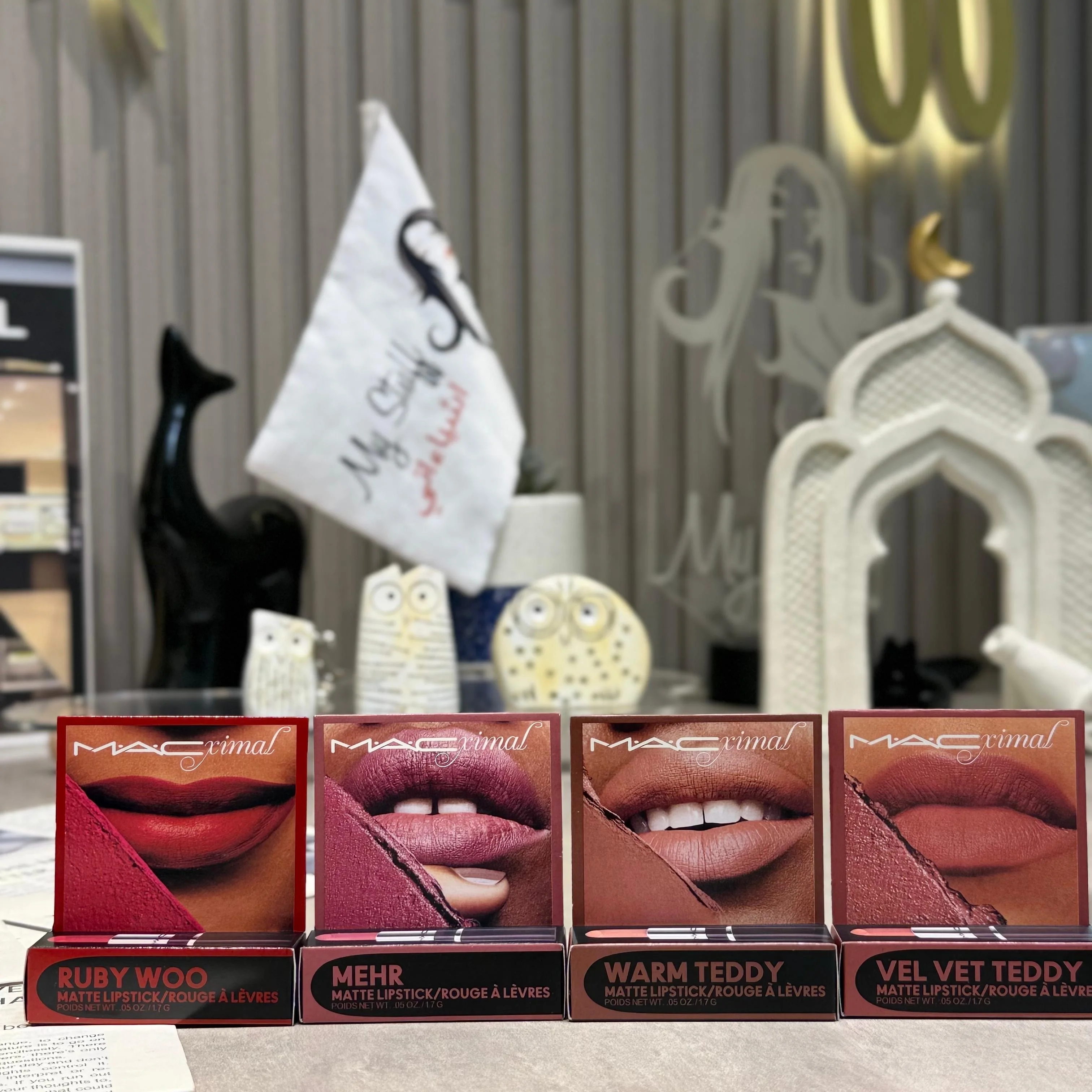 MAC Macximal Silky Matte Lipsticksبكج مكون من ٤أرواج أحمر شفاه ماك ماكسيمال بتركيبة مطفية حريرية