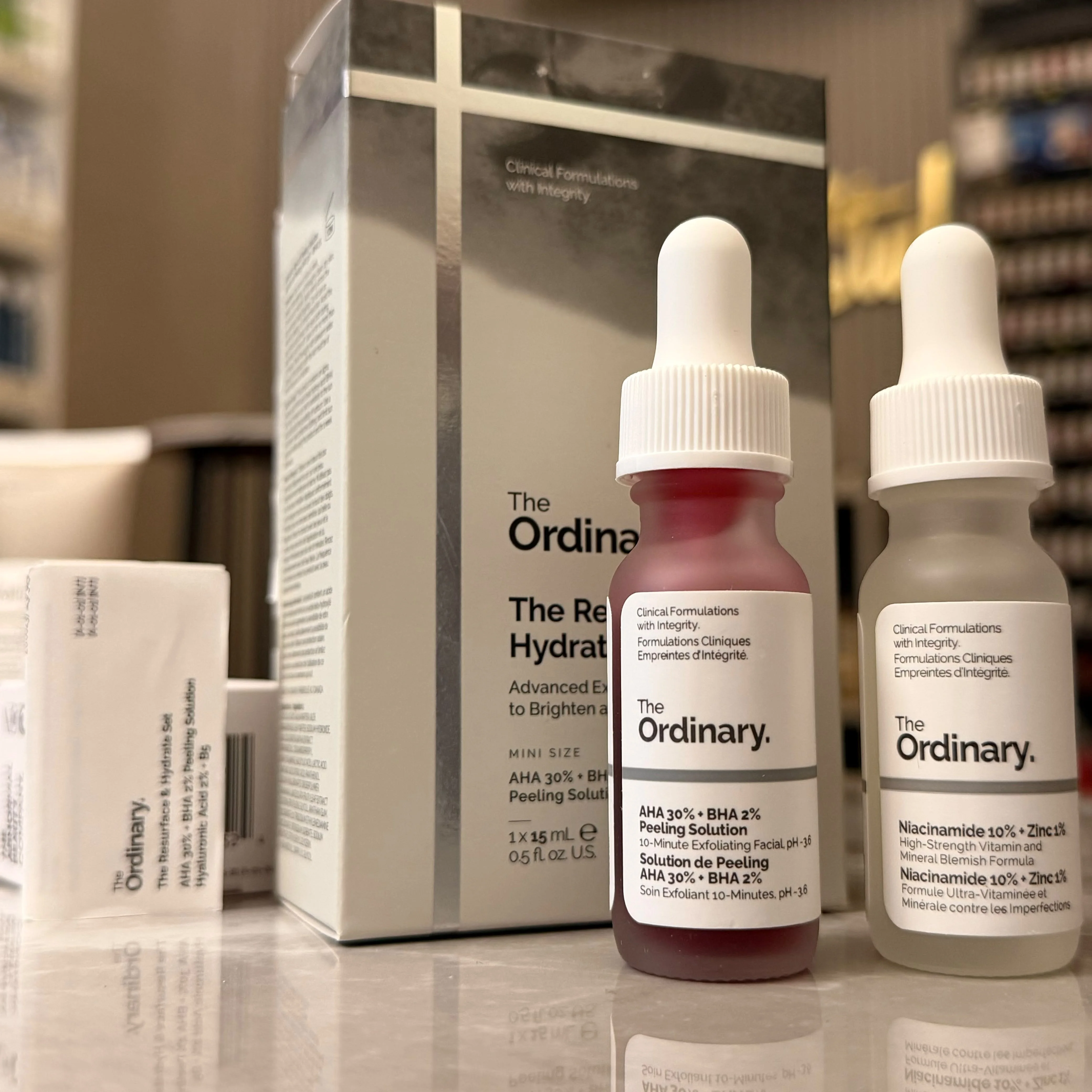 THE ORDINARY THE RESURFACE AND HYDRATE SET مجموعة ذا أورديناري لإعادة تجديد وترطيب البشرة