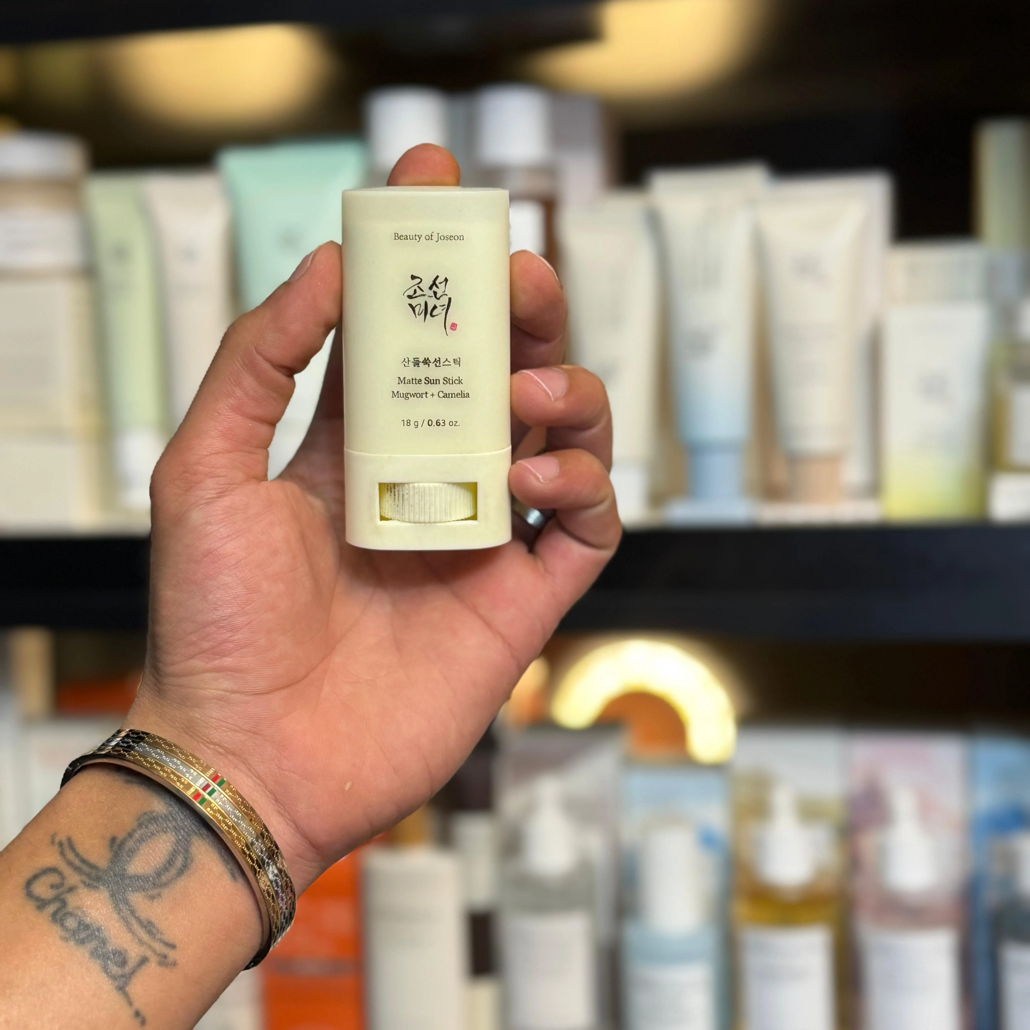 بيوتي أوف جوسون واقي شمس ستيك مطفي بالماغورت والكاميليا بحجم 18 جرام وعامل حماية SPF50+ PA++++beauty of joseon sun stick