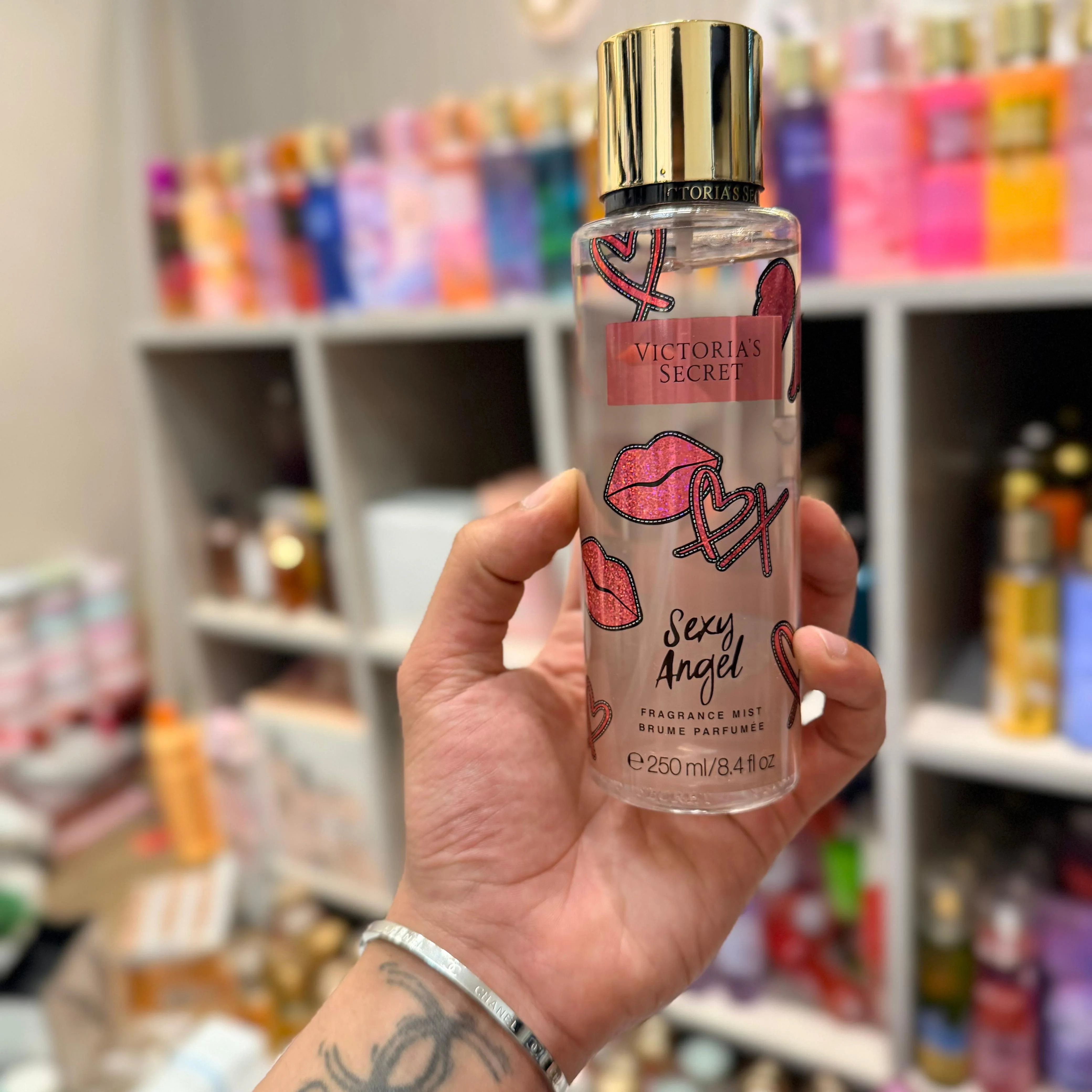 فيكتوريا سيكريت باكستيج أنجلBackstage Angel Victoria's Secret