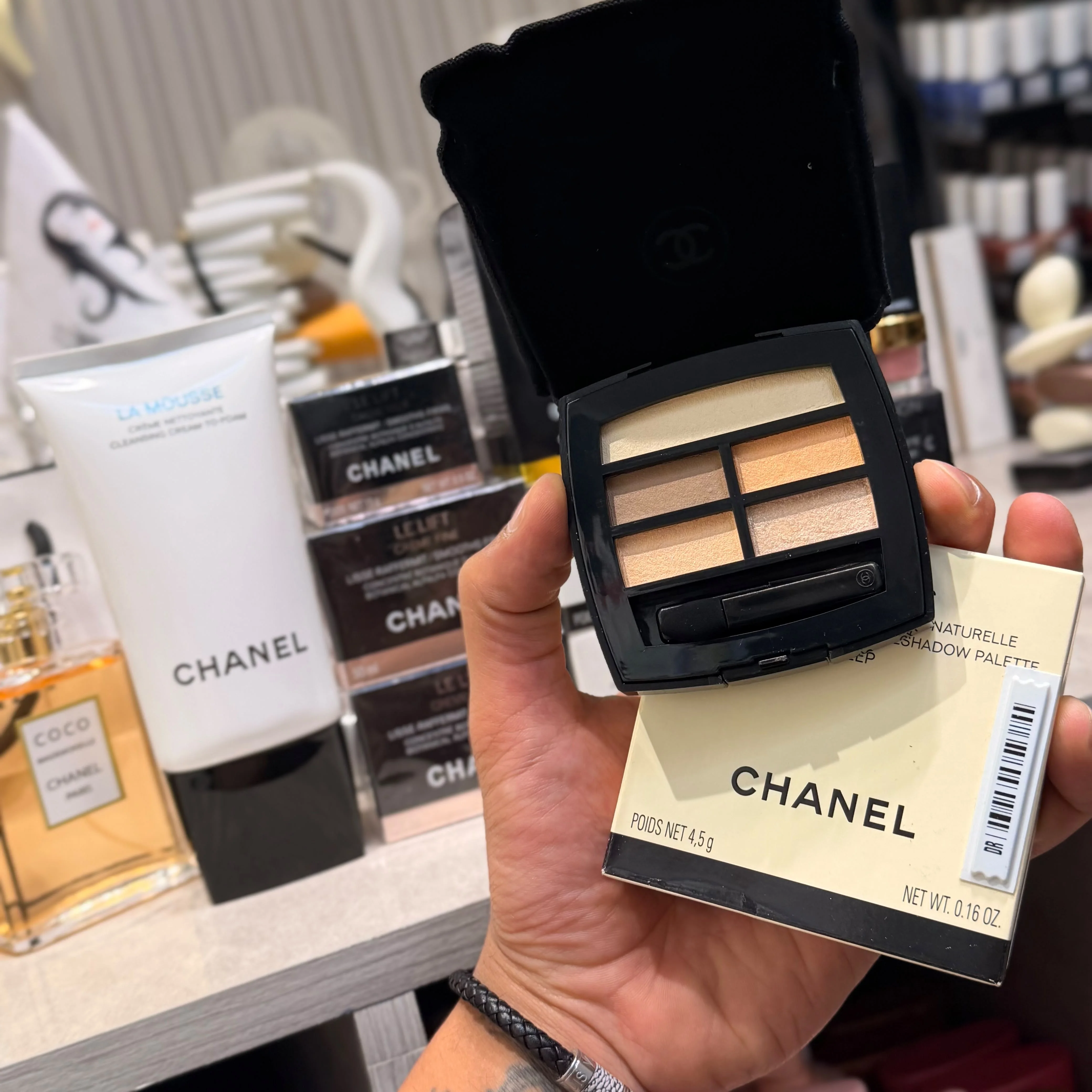 CHANEL Les 4 Ombres – Quadra Eyeshadow Paletteباليت ظلال العيون شانيل ليه كاتر أومبر