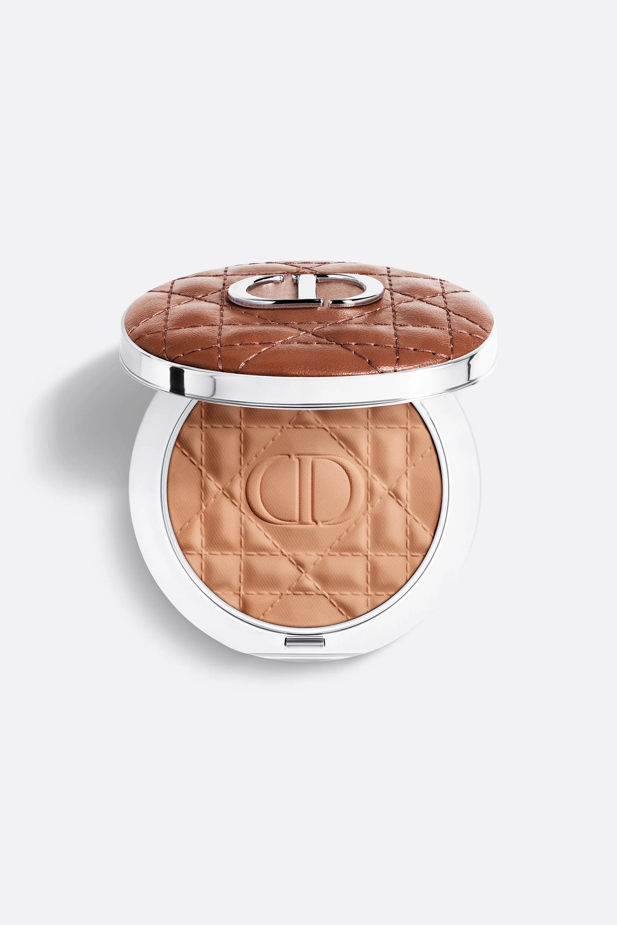 Dior Forever Natural Bronzeديور فوريفر ناتشورال برونز