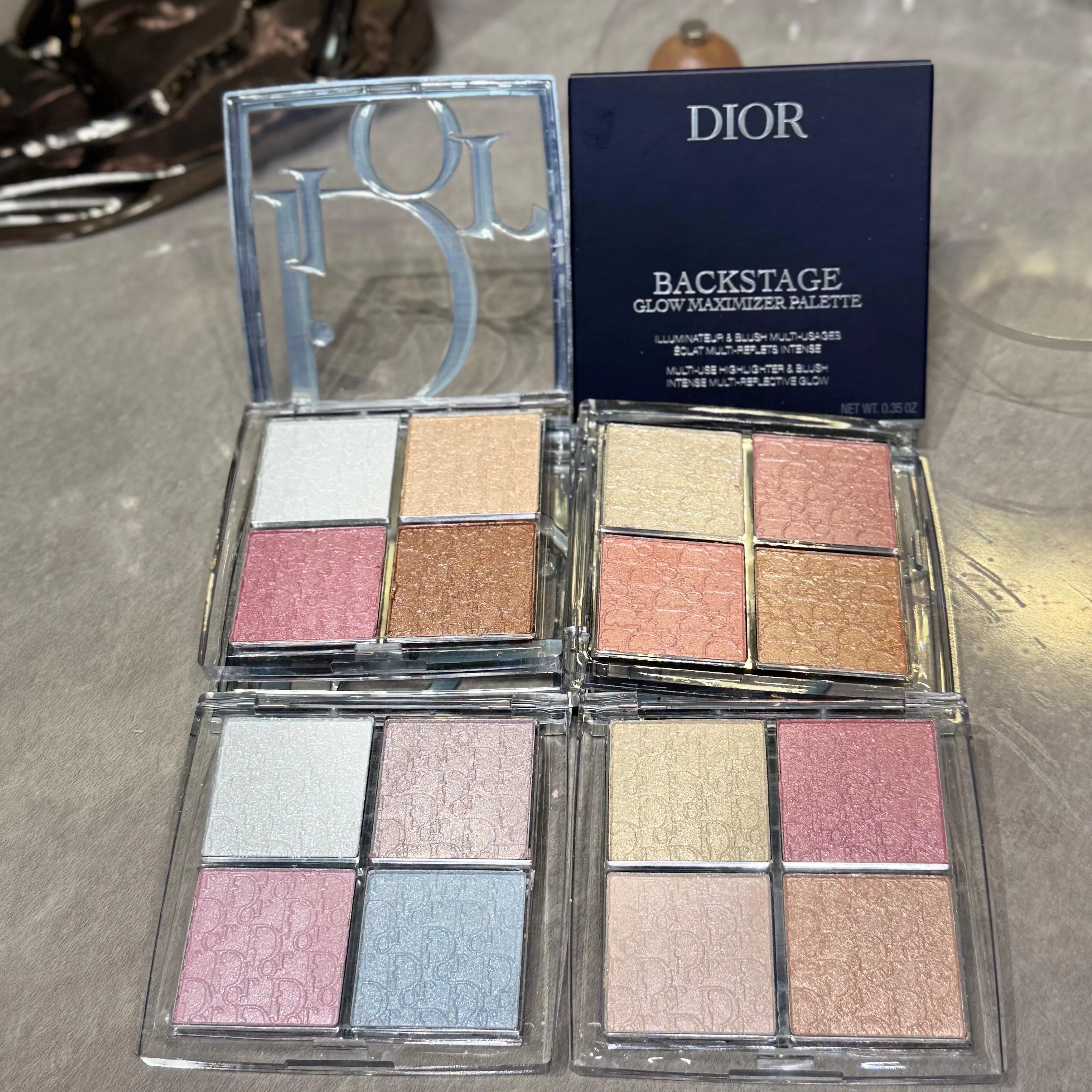Dior Backstage Glow Face Paletteباليت ديور باكستيج لإضاءة الوجه