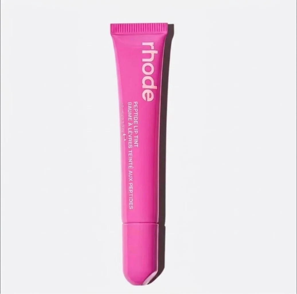 Rhode Peptide Lip Tint tubes by Hailey Bieber ملمّع الشفاه الملون بالببتيد من 