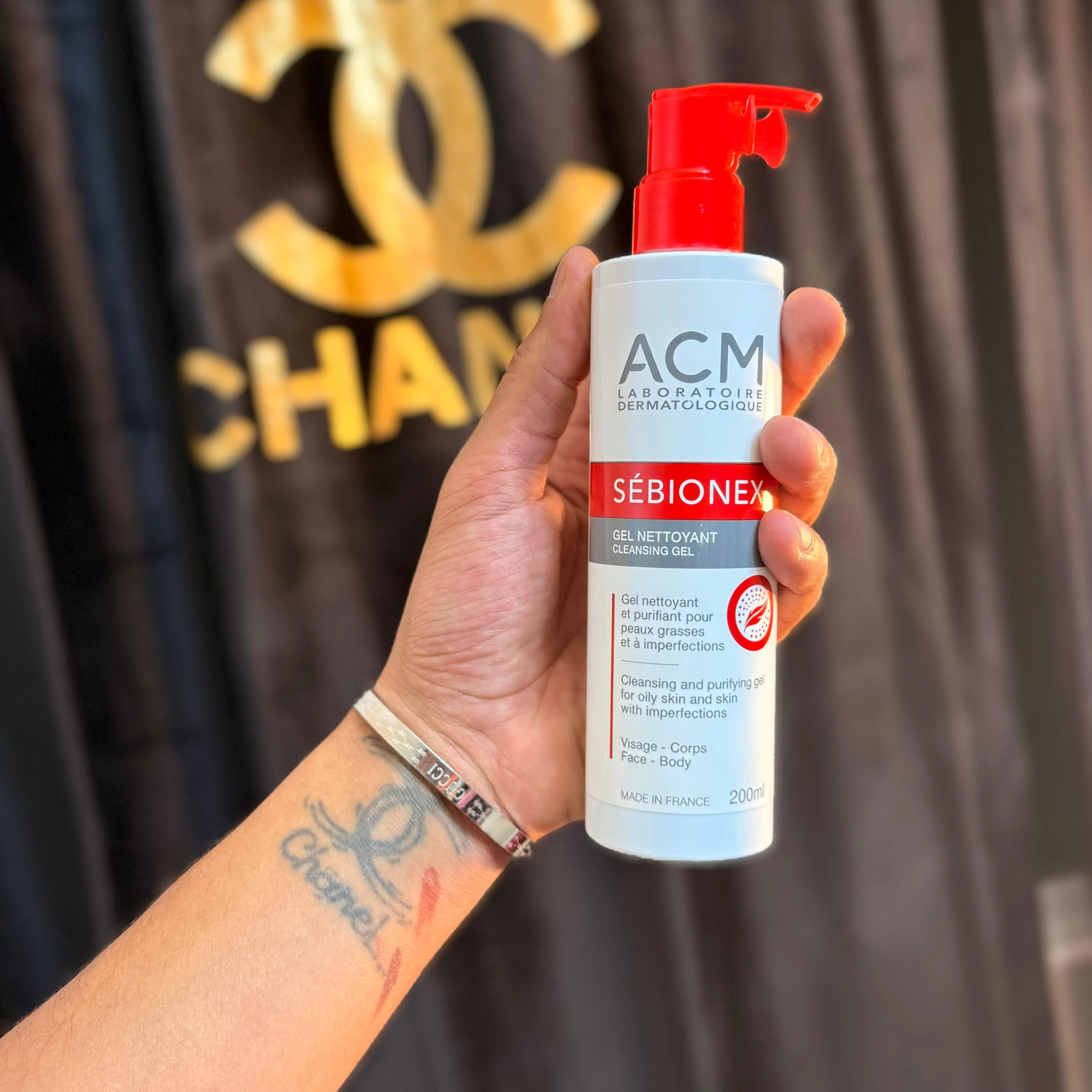جل التنظيف سيبيونكس من إيه سي إم 200 ملACM Sebionex Cleansing Gel 200ml