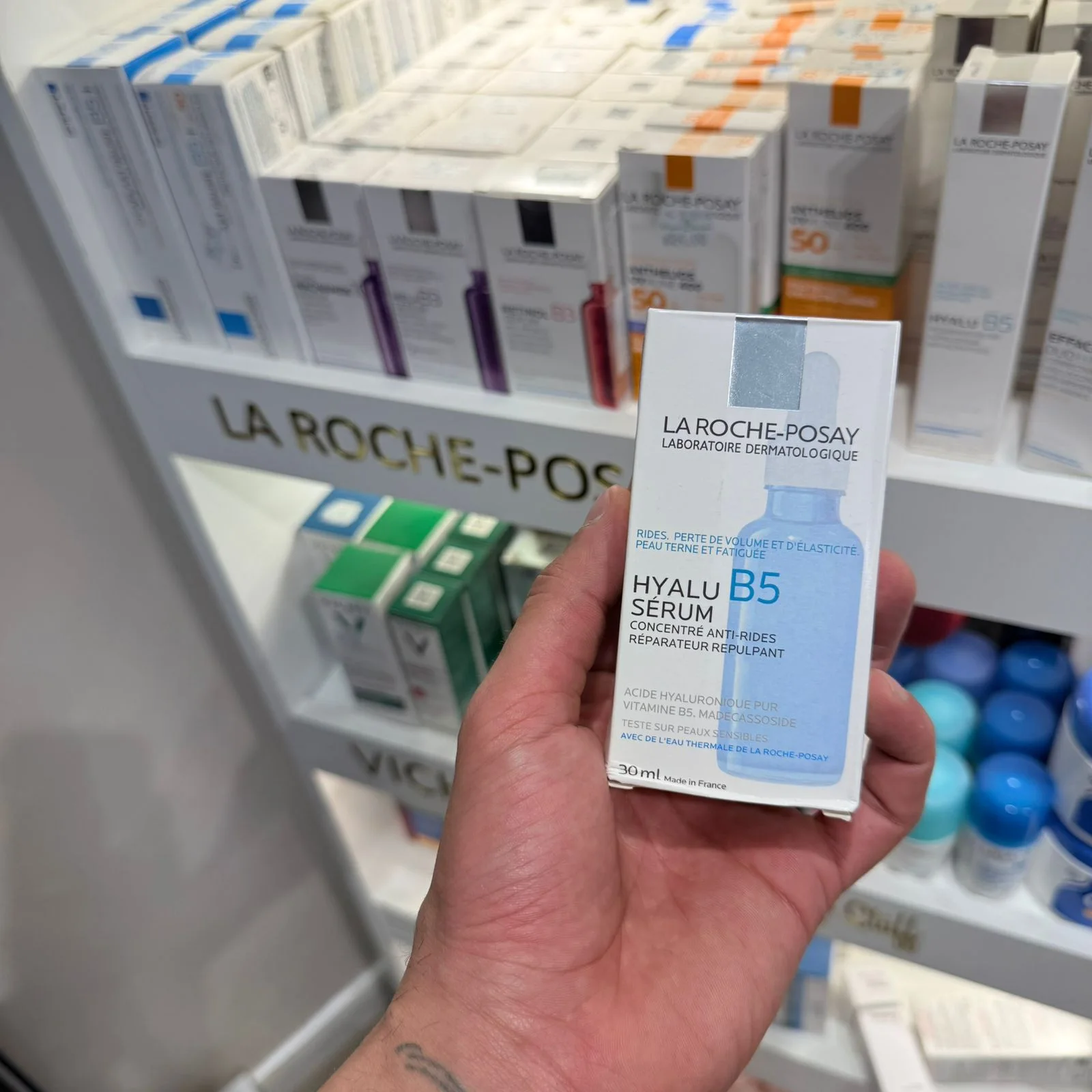 La Roche-Posay Hyalu B5 Serum – 30 ml سيروم لاروش بوساي هيالو بي 5 - 30 مل