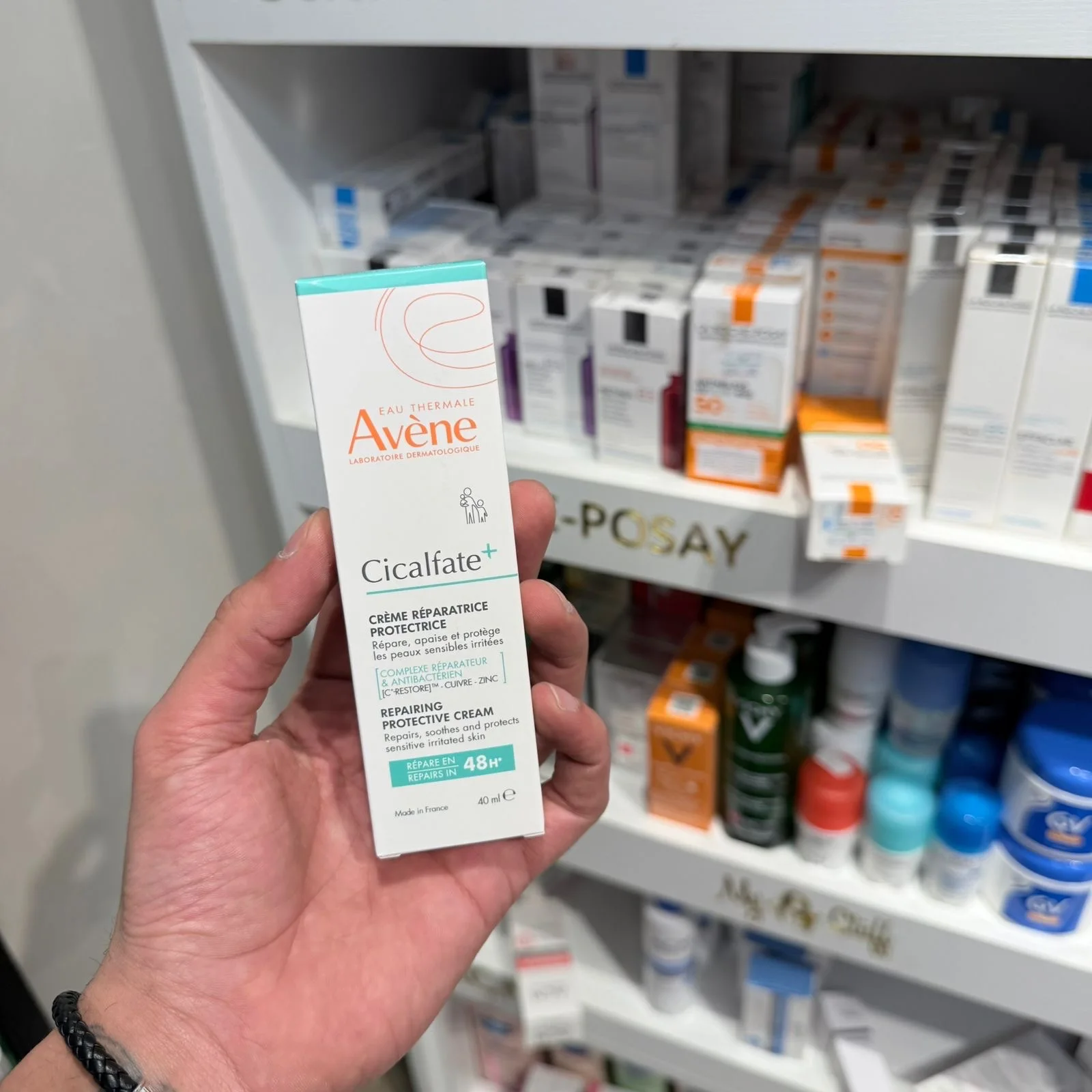 Avene Cicalfate+ Protective Dry Skin Cream 40Ml كريم أفين سيكالفات+ الواقي للبشرة الجافة – 40 مل.