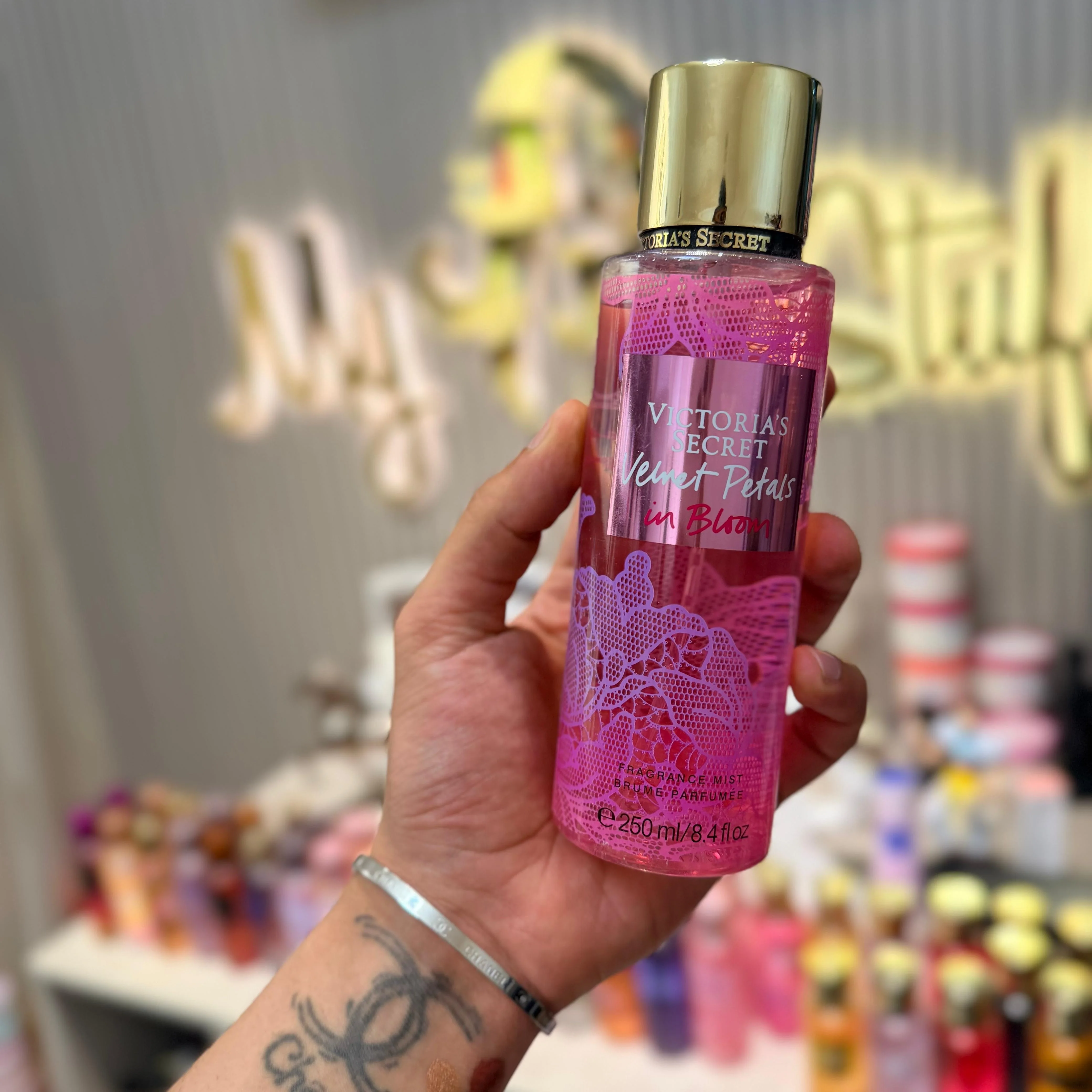 فيكتوريا سيكريت فلفت بتلز إن بلوم Velvet Petals in Bloom Victoria's Secret