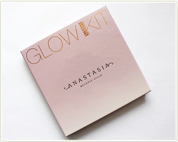 Anastasia Beverly Hills Glow Kits in Sweets & Moonchildمجموعة إضاءة أناستازيا بيفرلي هيلز