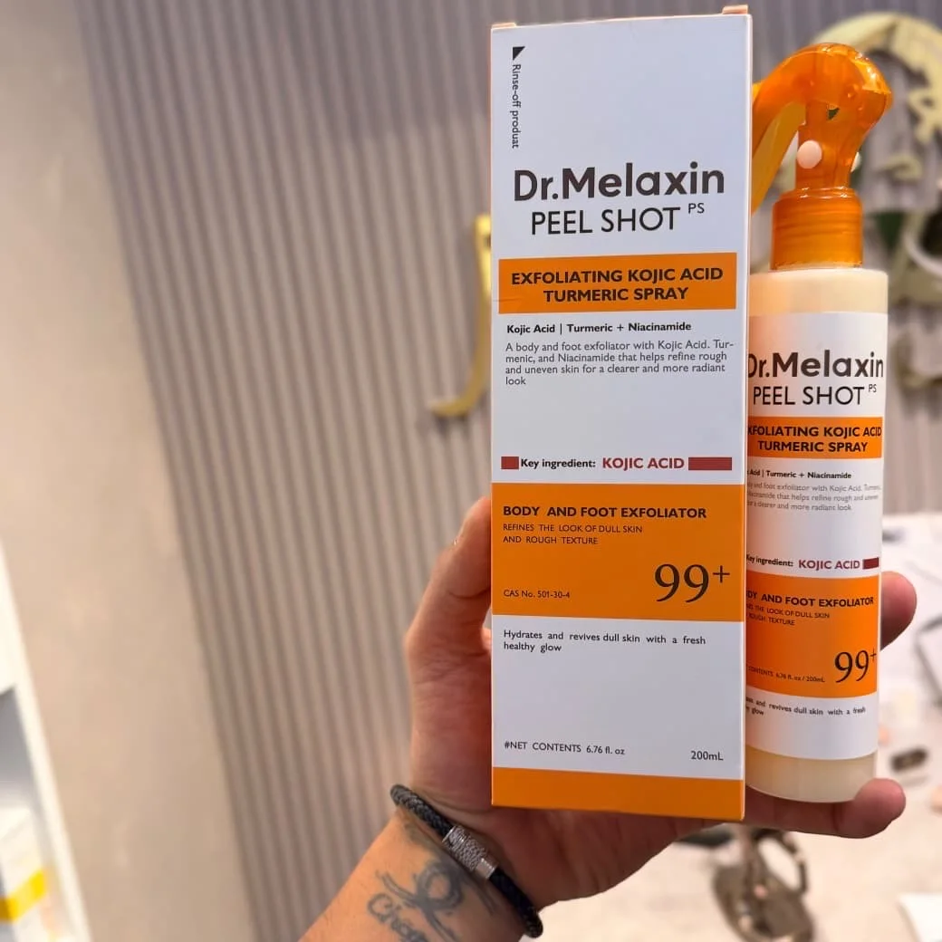 Dr. Melaxin Kojic Acid & Turmeric Body & Foot Exfoliating Spray 200mlبخاخ مقشر للجسم والقدم بحمض الكوجيك والكركم دكتور ميلاكسين 200مل