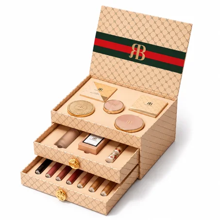 Makeup Set Box - The Royal Look - Complete Makeup Set - 15 Pieces by Rose Berry علبة مجموعة مكياج - الإطلالة الملكية - مجموعة مكياج كاملة - 15 قطعة من روز بيري