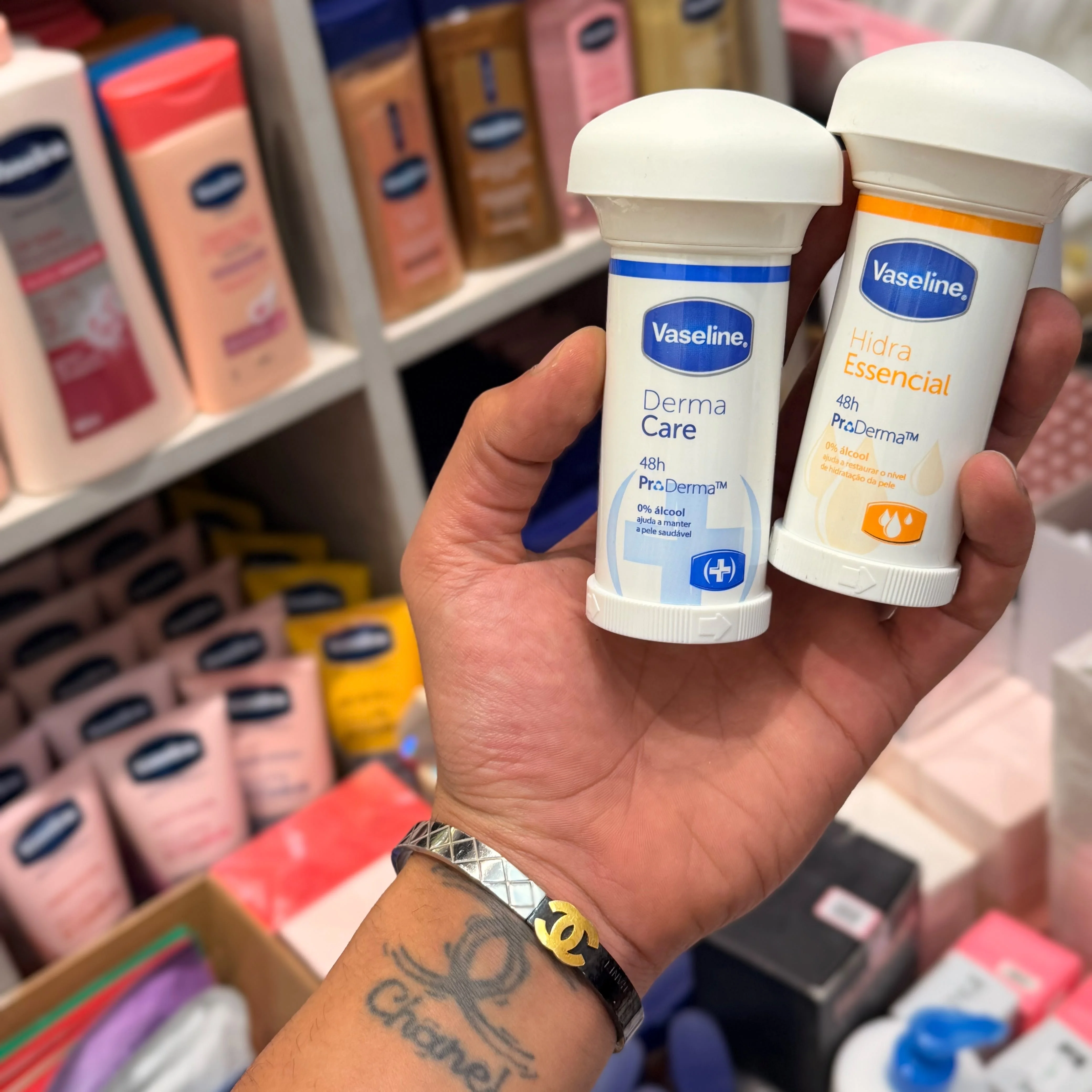مزيل ومضاد التعرق من فازلين (Vaseline Antiperspirant Deodorant Cream