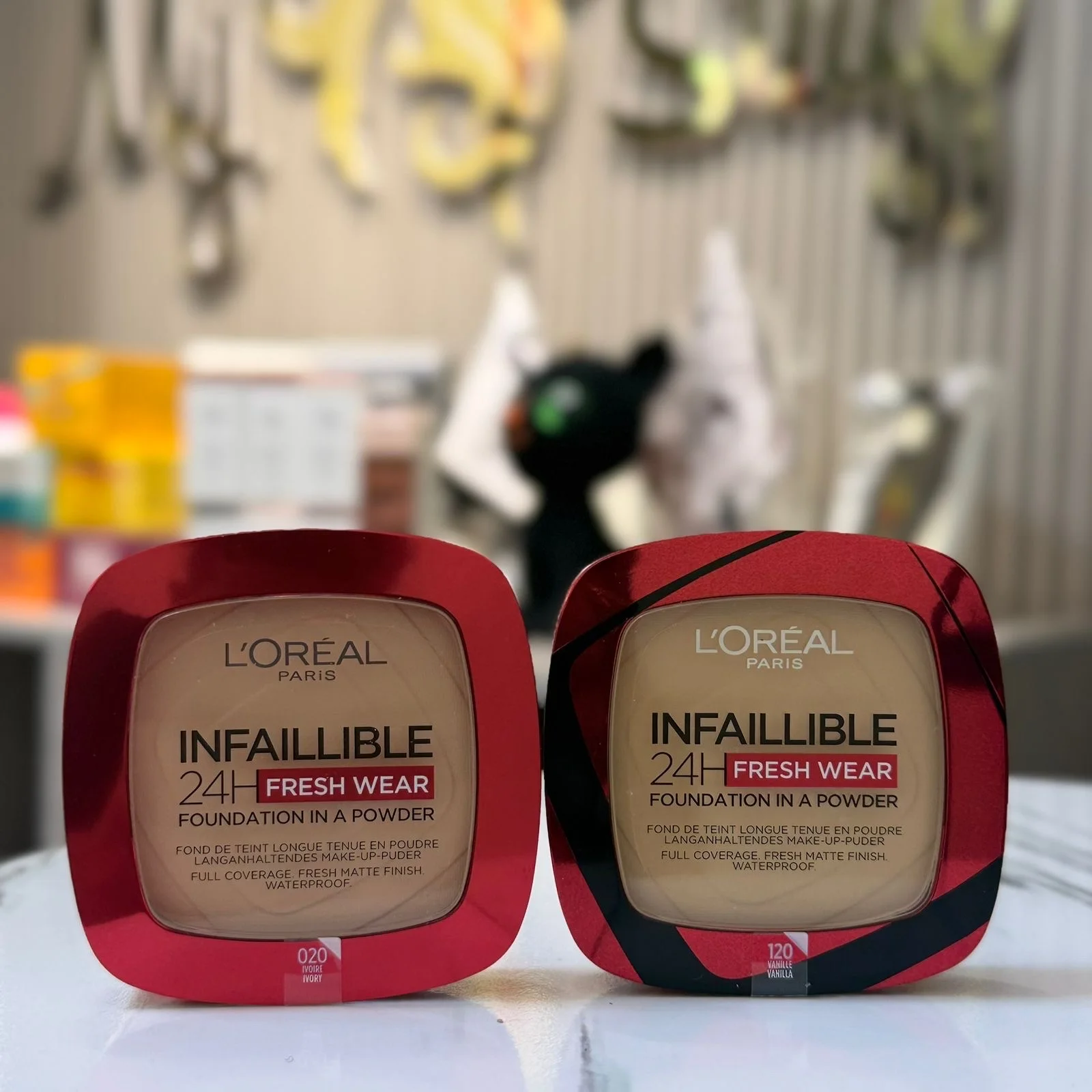 L'Oréal Paris Infaillible 24H Fresh Wear Foundation in a Powderبودرة أساس انفاليبل فريش وير 24 ساعة من لوريال باريس