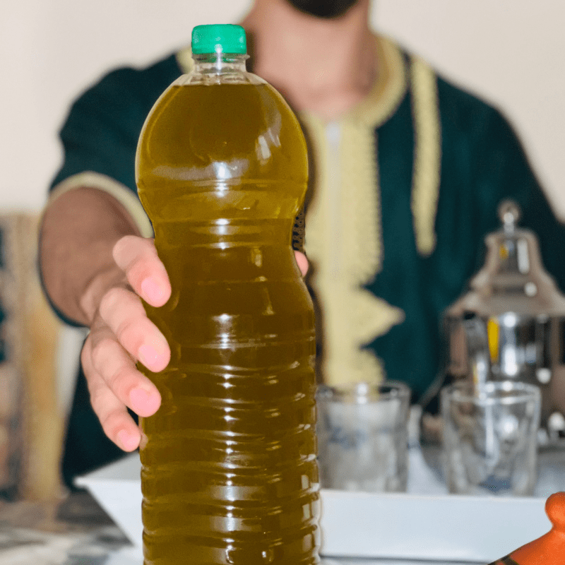 زيت السراغنة الأصالة والجودة بالإضافة إلى فوائده الصحية ، يعتبر زيت الزيتون أيضًا مكونًا ضروريا في المطبخ