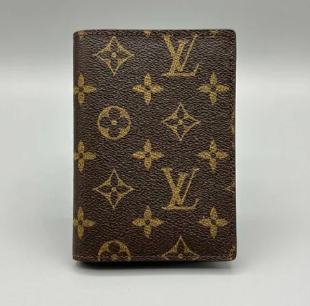 Porte-Passeport Classe & Pratique