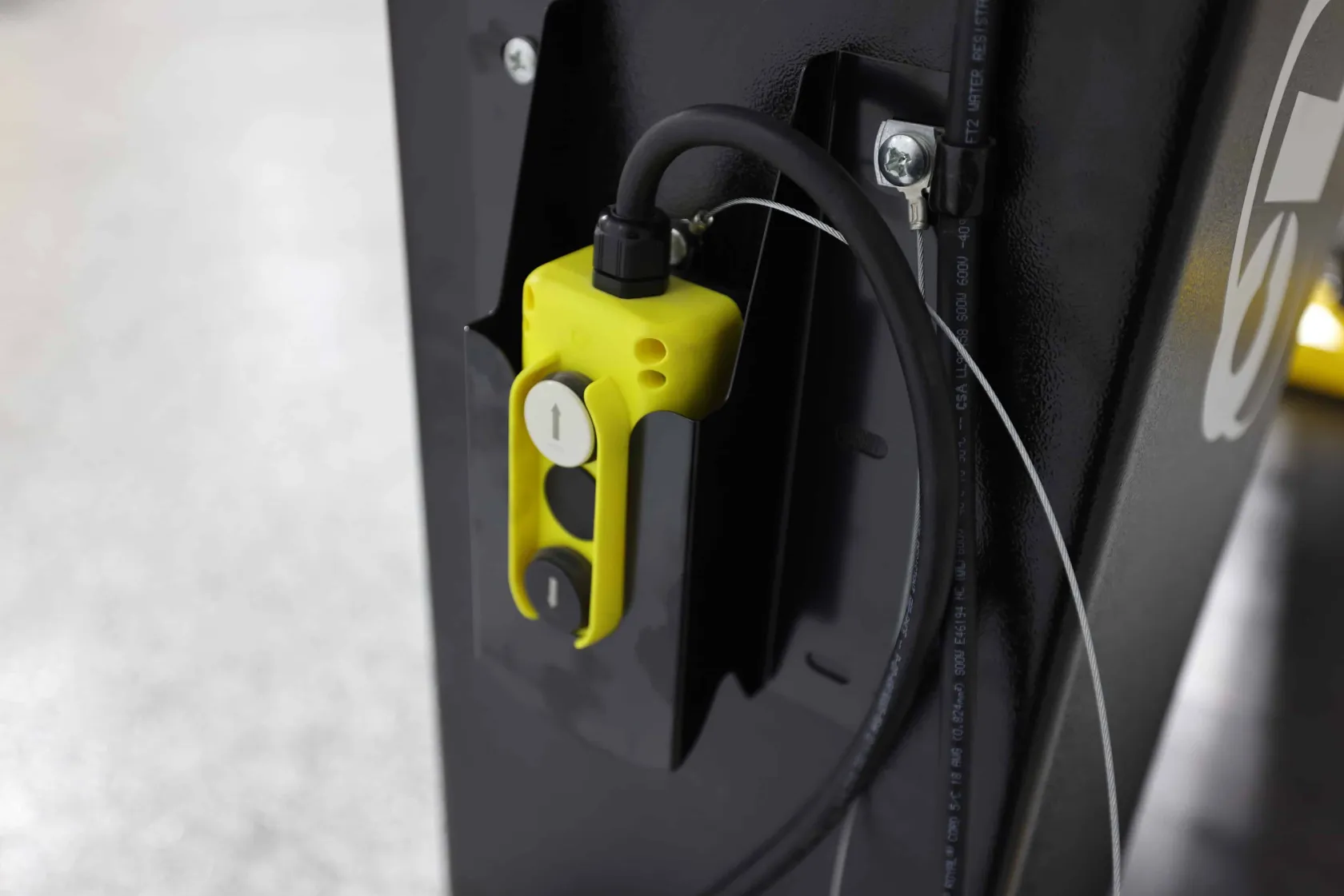 CL10AV3 Series 10,000-lb. Versymmetric® Two-Post Adjustable Lift – Ultimate Flexibility & Performance