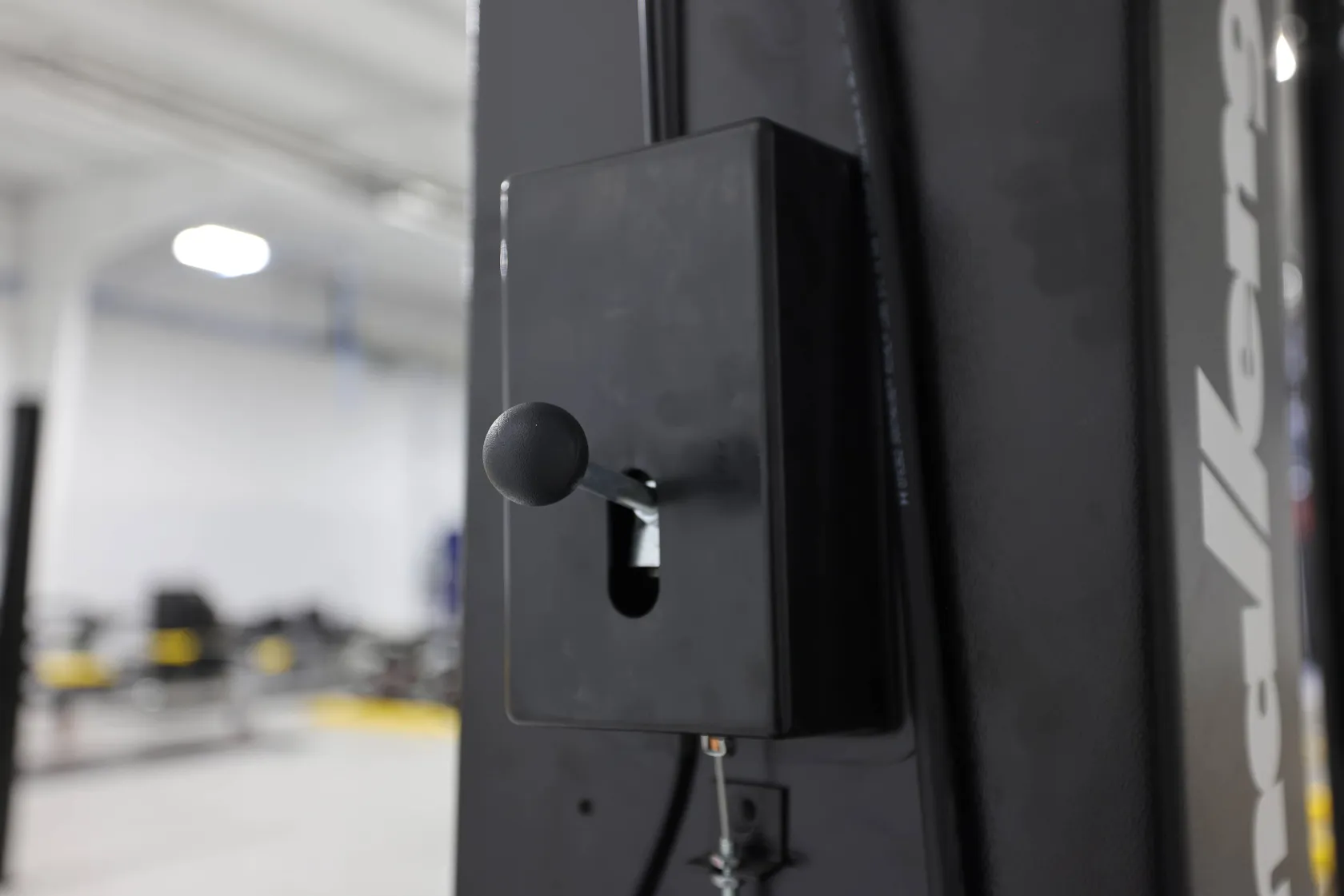 CL10AV3 Series 10,000-lb. Versymmetric® Two-Post Adjustable Lift – Ultimate Flexibility & Performance